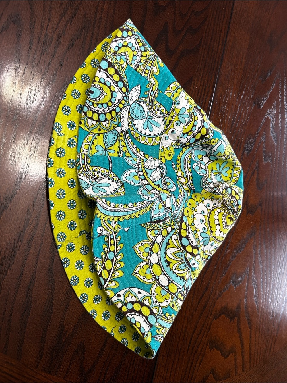 Vera Bradley Teal & Yellow Paisley Retired Peacock Pattern Bucket Hat EUC